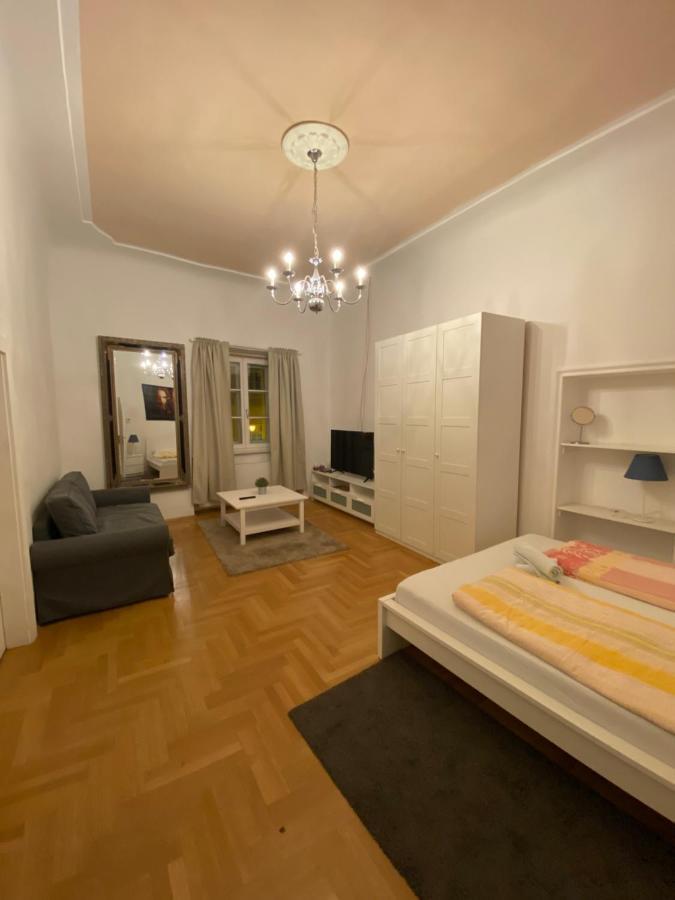 Guest house Nokturno 3*